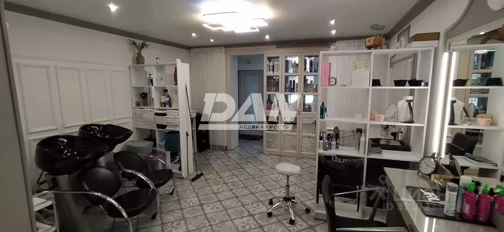 Помещение свободного назначения в Челябинская область, Челябинск ул. ... - Фото 1