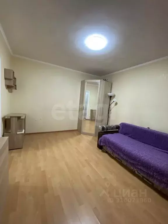 1-к кв. Коми, Усинск Молодежная ул., 22 (28.3 м) - Фото 1
