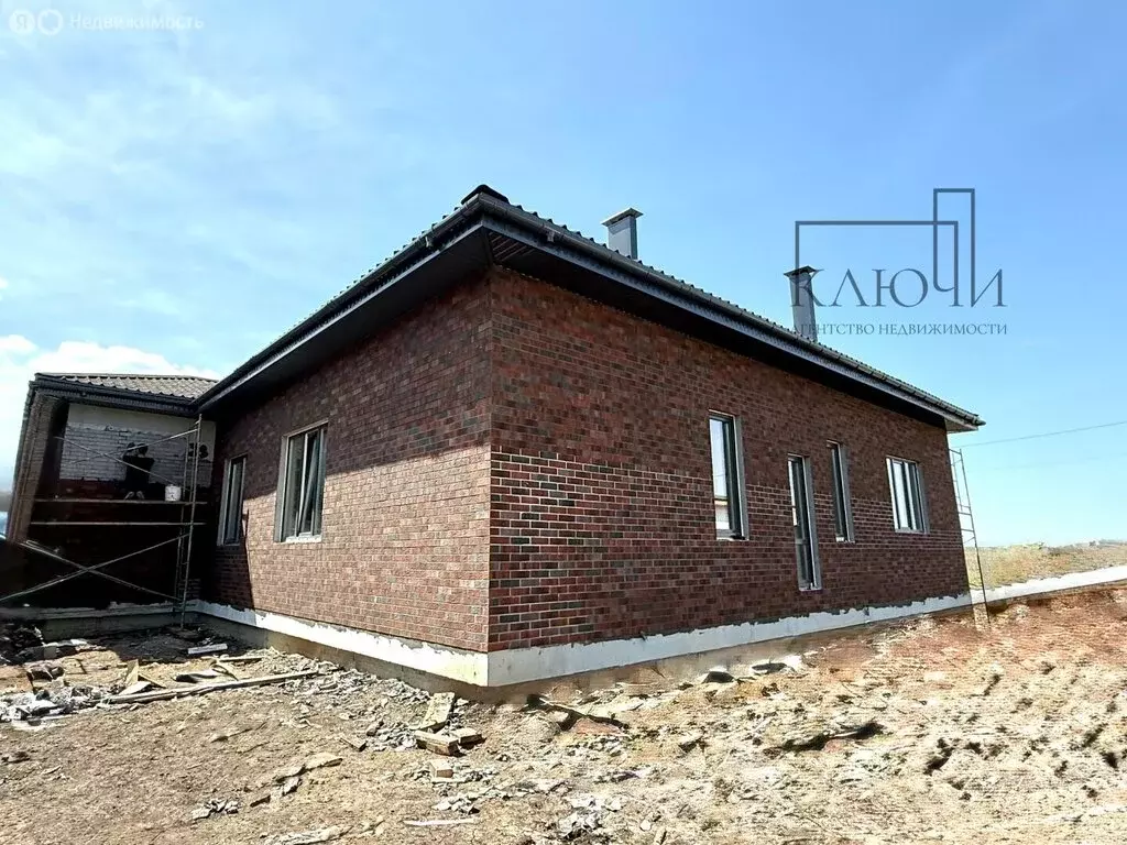 Дом в Челябинская область, Магнитогорск (180 м) - Фото 2