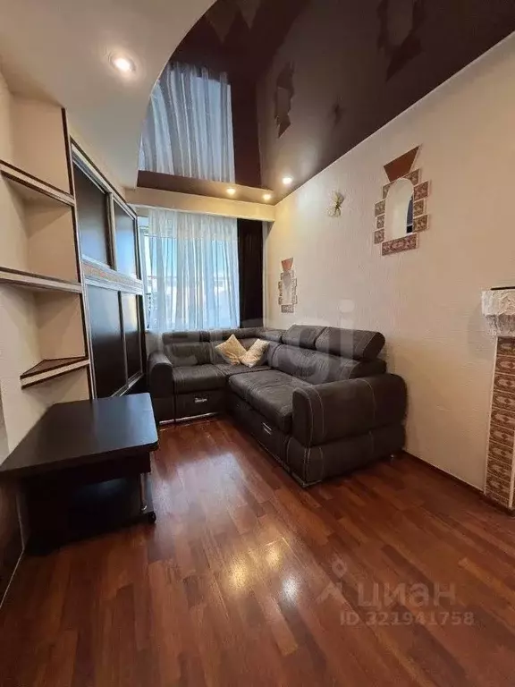 3-к кв. Ямало-Ненецкий АО, Новый Уренгой Молодежная ул., 17Б (69.0 м) - Фото 1