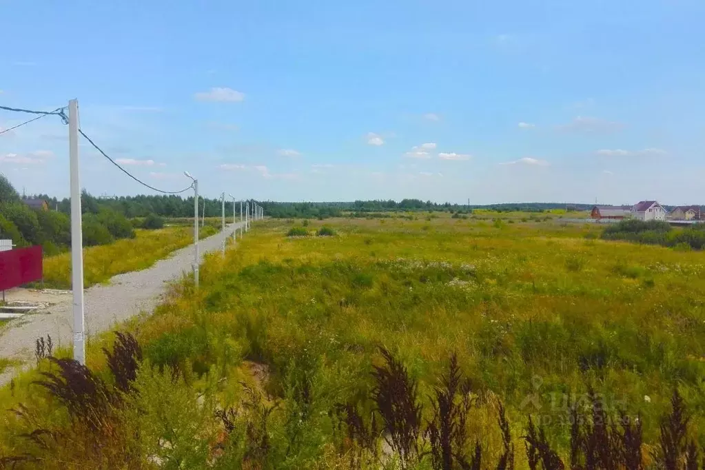 Участок в Московская область, Раменский городской округ, с. Петровское ... - Фото 1