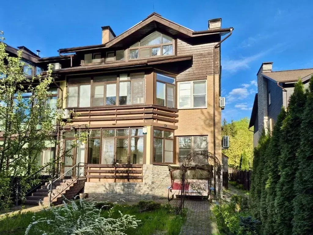 Таунхаус, 372 м - Фото 1