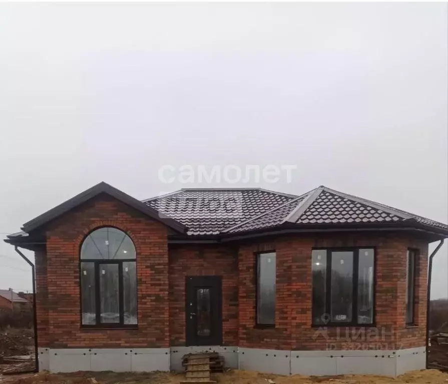 Дом в Марий Эл, Медведевский район, Сенькинское с/пос, д. Сенькино  ... - Фото 1