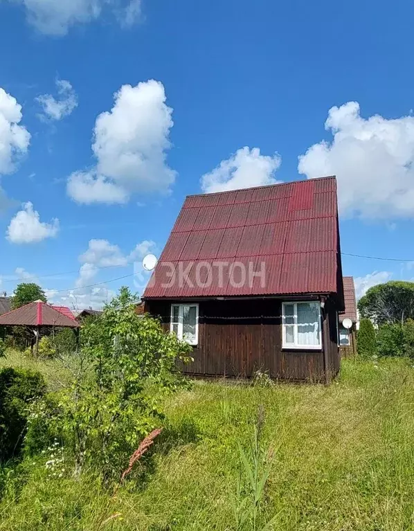 Участок в Ленинградская область, Тосненский район, Трубникоборское ... - Фото 0