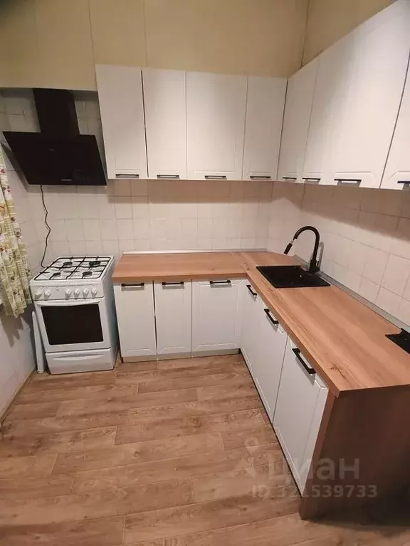 3-к кв. Самарская область, Самара ул. Победы, 81 (77.0 м) - Фото 2