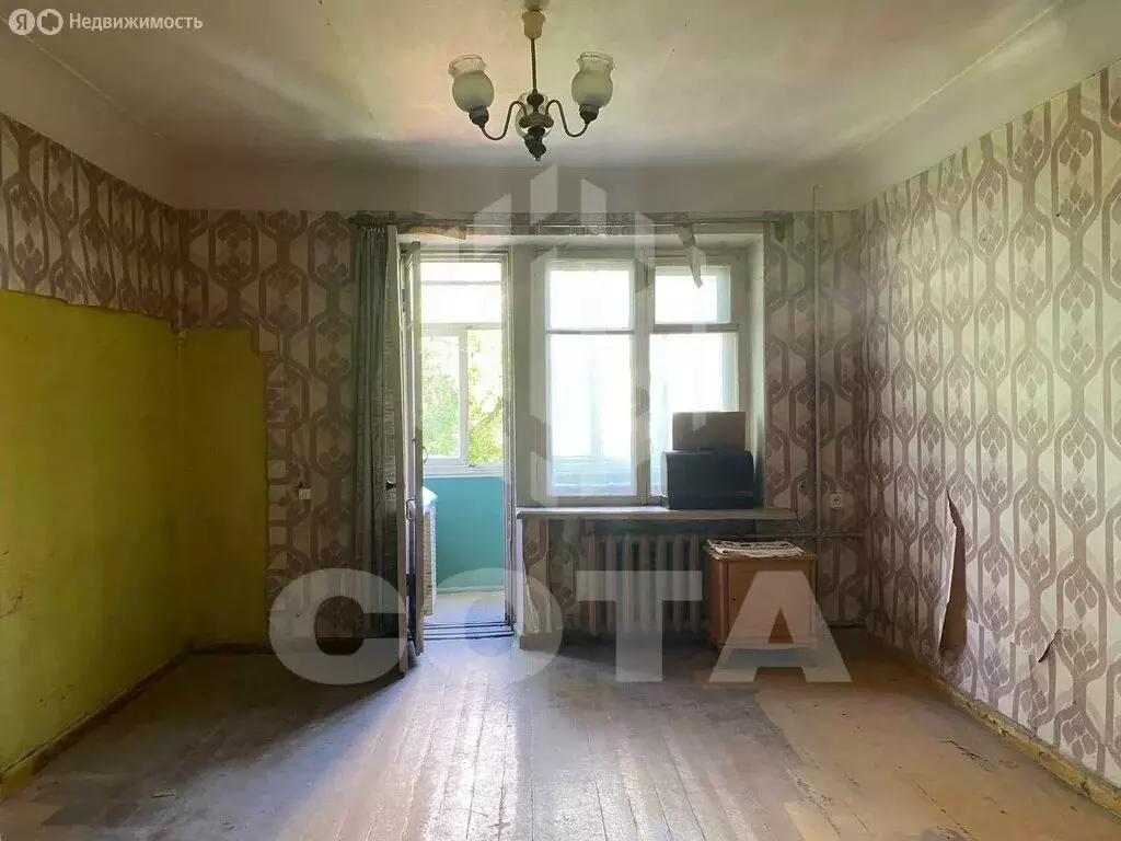 3-комнатная квартира: Воронеж, улица Коммунаров, 45А (75.2 м) - Фото 1