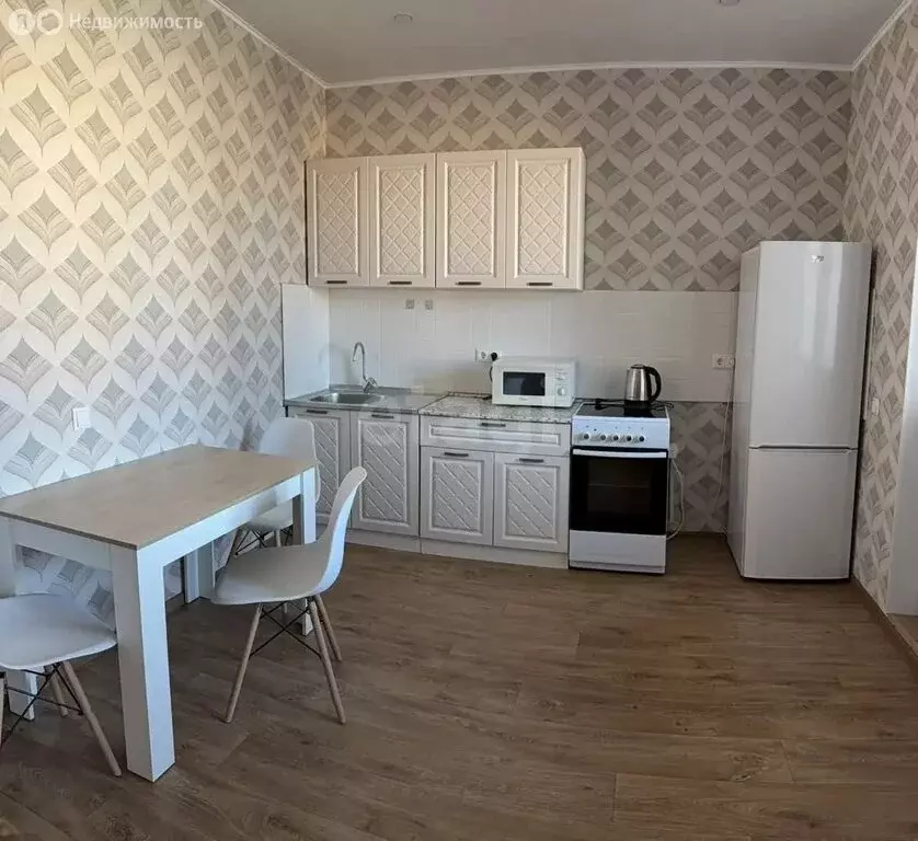 Квартира-студия: Оренбург, Салмышская улица, 43/5 (40 м) - Фото 1