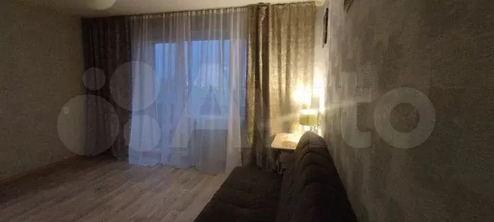 1-к. квартира, 42 м, 9/10 эт. - Фото 1