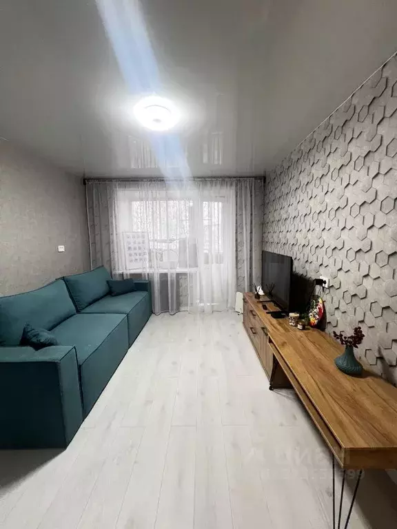 3-к кв. Кировская область, Киров ул. Горького, 37А (51.4 м) - Фото 1