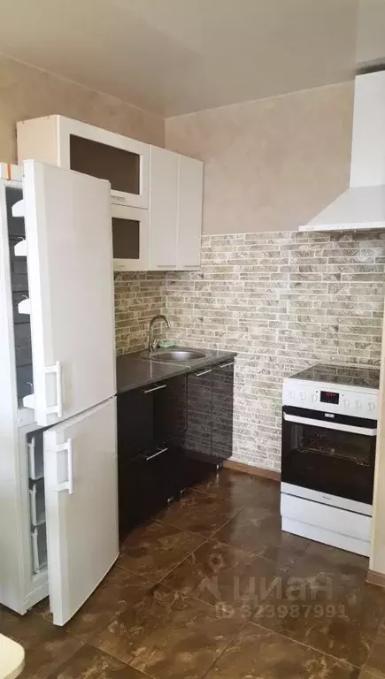 1-к кв. Иркутская область, Иркутск Советская ул., 115/2 (37.0 м) - Фото 1