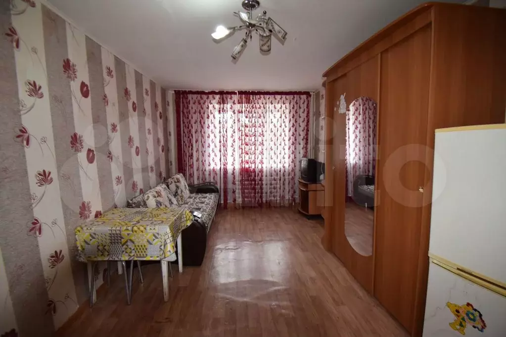 Комната 17,5 м в 1-к., 2/5 эт. - Фото 1