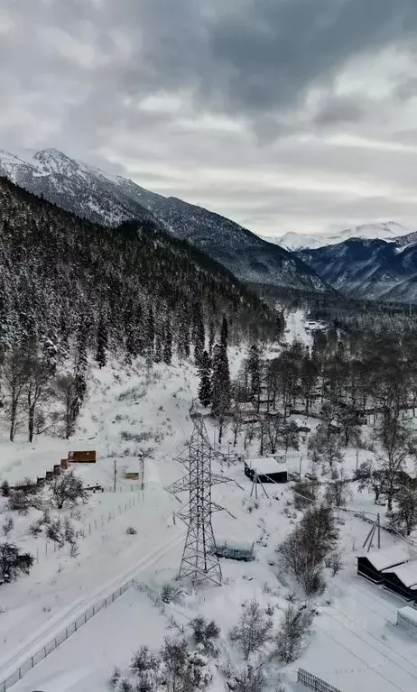 Участок в Карачаево-Черкесия, Зеленчукский район, с. Архыз  (25.0 ... - Фото 0