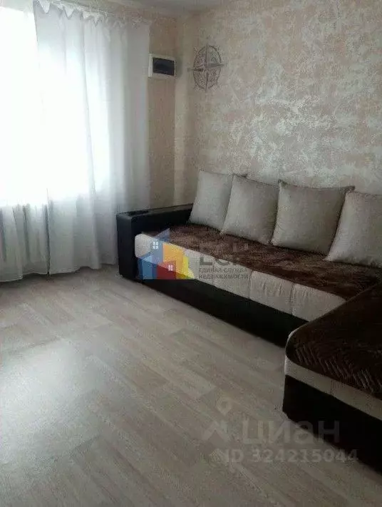 3-к кв. Московская область, Луховицы муниципальный округ, Белоомут пгт ... - Фото 1