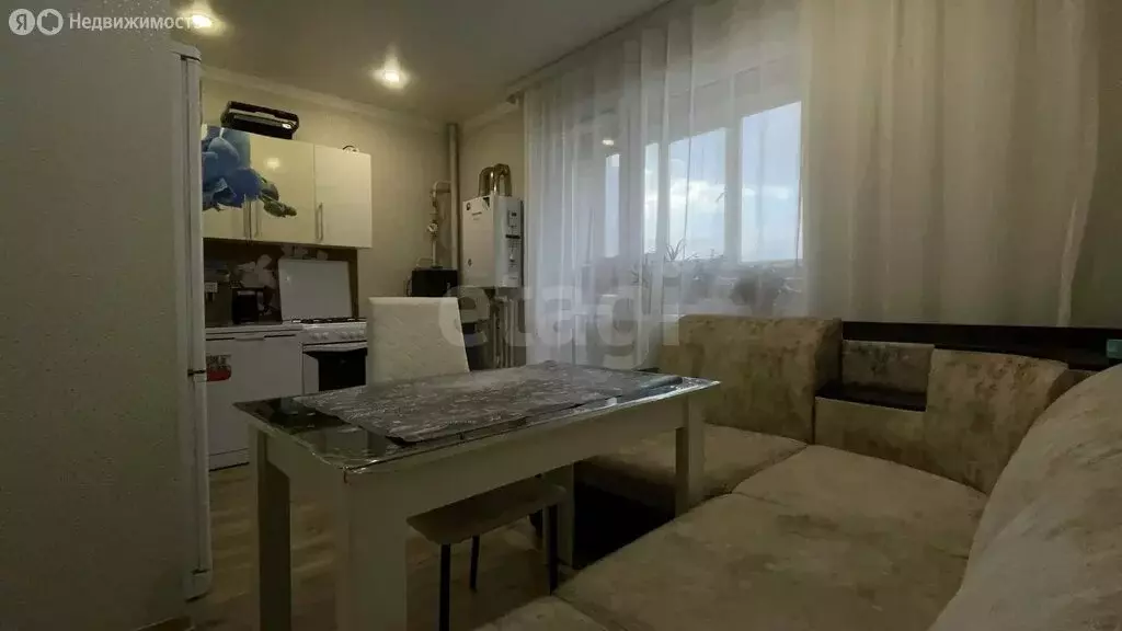 2-комнатная квартира: Чебаркуль, улица 9 Мая, 25 (64.4 м) - Фото 2