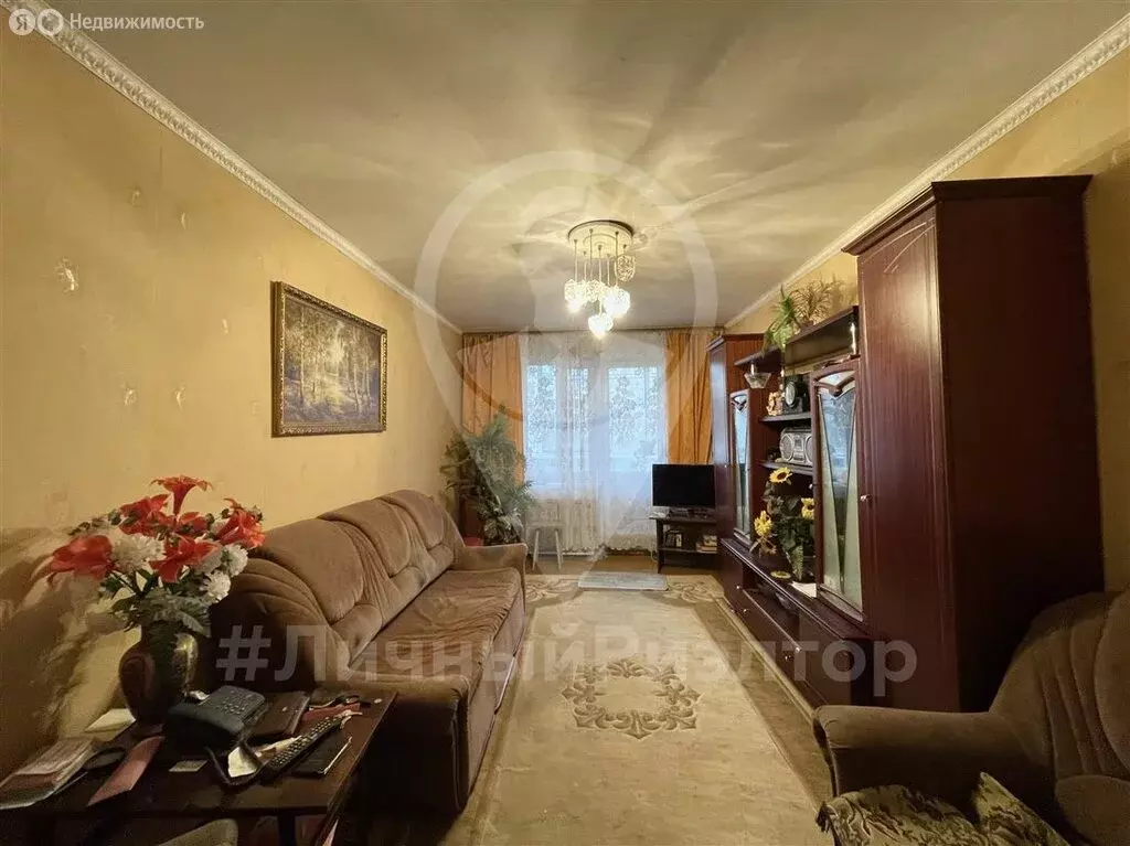 3-комнатная квартира: Рязань, улица Белякова, 27 (63 м) - Фото 1