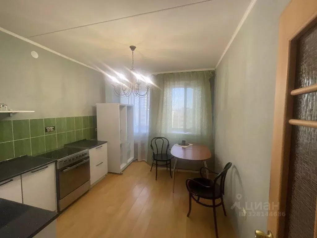 2-к кв. Свердловская область, Екатеринбург ул. Онежская, 8А (72.9 м) - Фото 2