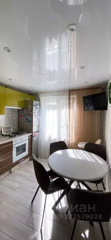 2-к кв. Нижегородская область, Нижний Новгород Волжская наб., 7А (49.9 ... - Фото 2