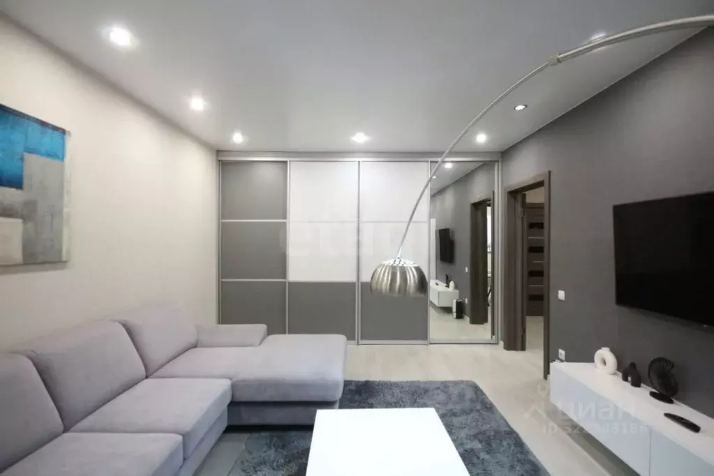 2-к кв. Ямало-Ненецкий АО, Новый Уренгой Оптимистов мкр, 2/2 (74.0 м) - Фото 2