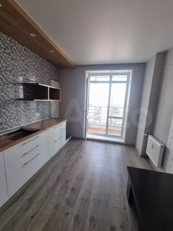 3-к. квартира, 81 м, 15/16 эт. - Фото 1