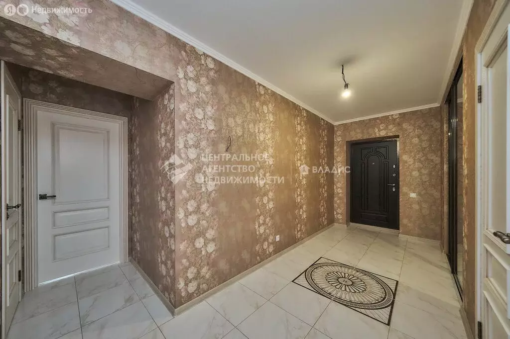 2-комнатная квартира: Рязань, Вишнёвая улица, 25 (70 м) - Фото 1