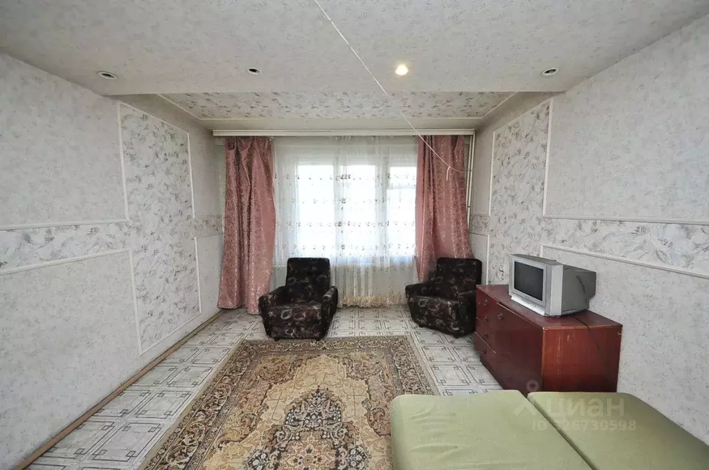 3-к кв. Башкортостан, Салават ул. Островского, 6 (72.1 м) - Фото 1