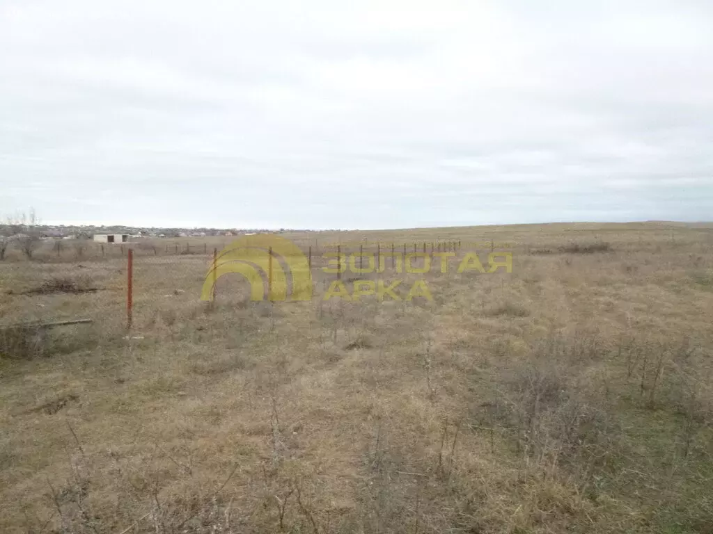 Участок в посёлок Кучугуры, Азовская улица (7 м) - Фото 0