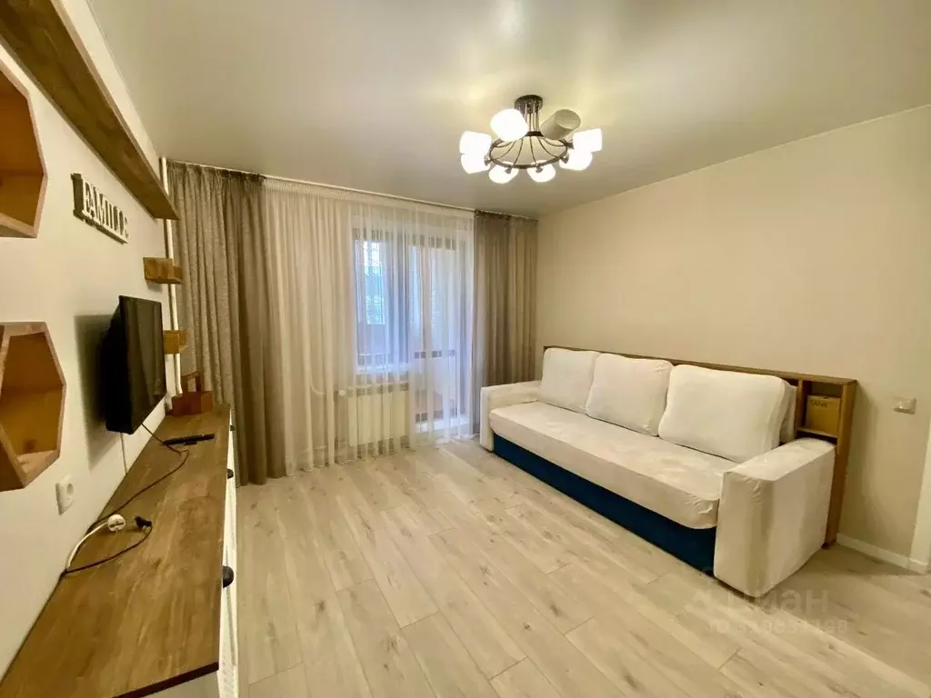 3-к кв. Татарстан, Набережные Челны просп. Яшьлек, 12А (82.4 м) - Фото 0
