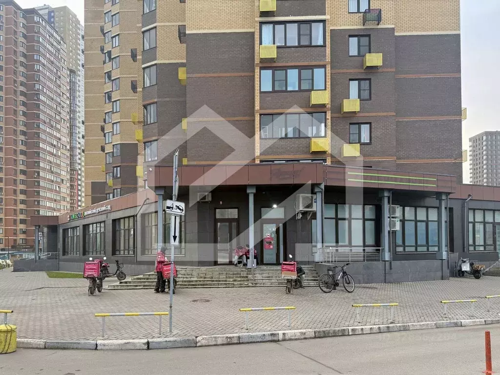 Помещение свободного назначения в Московская область, Красногорск ул. ... - Фото 1