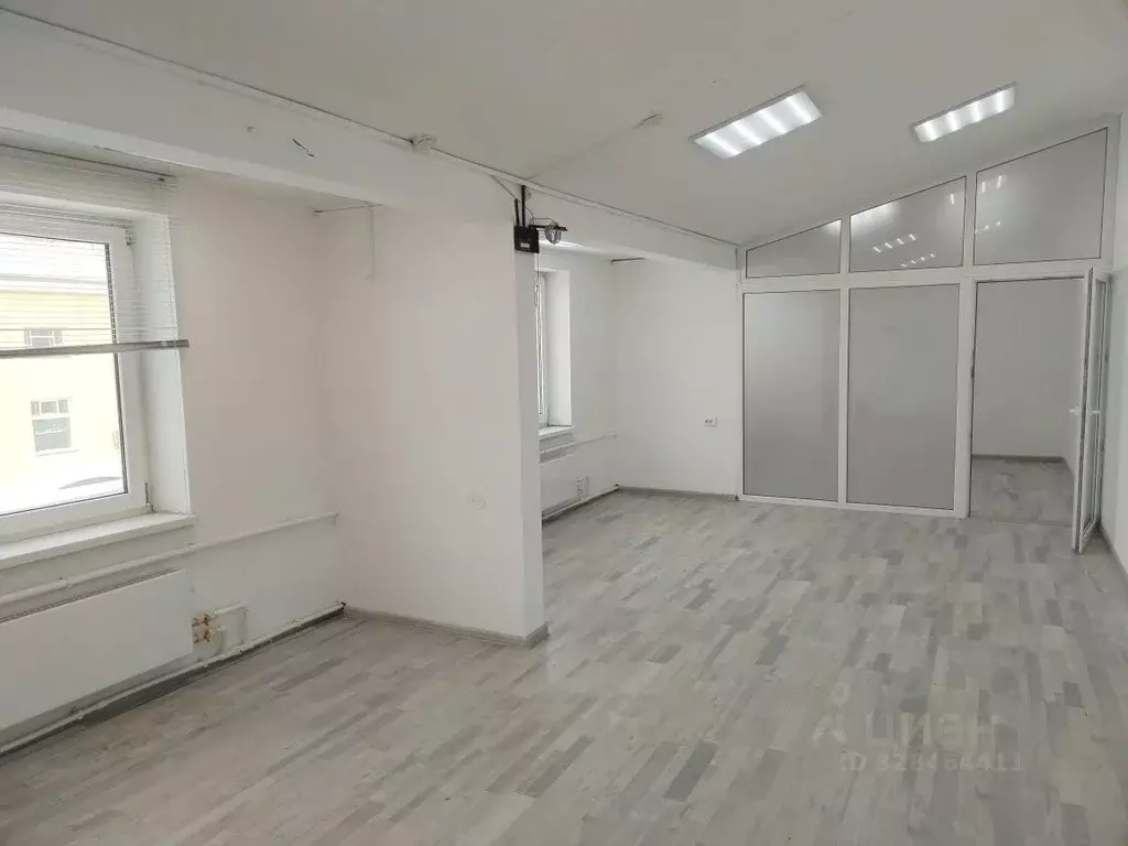 Помещение свободного назначения в Ленинградская область, Гатчина ... - Фото 1