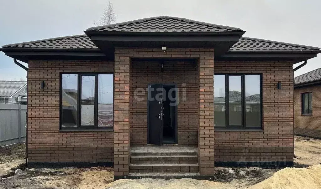 Дом в Воронежская область, с. Новая Усмань ул. Кутузова, 48 (117 м) - Фото 1