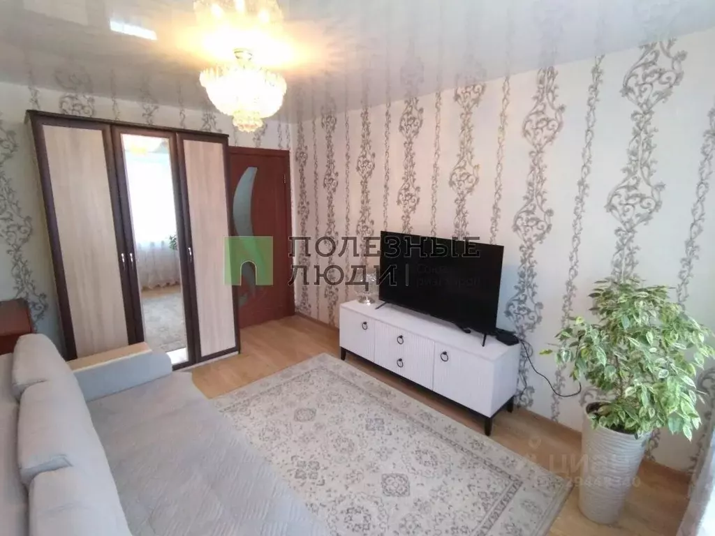 2-к кв. Татарстан, Зеленодольск ул. Комарова, 2 (35.7 м) - Фото 1