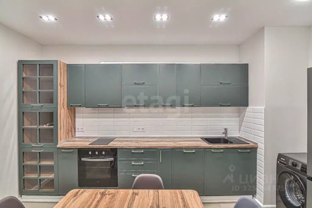 3-к кв. Сахалинская область, Южно-Сахалинск просп. Мира, 298 (69.0 м) - Фото 1