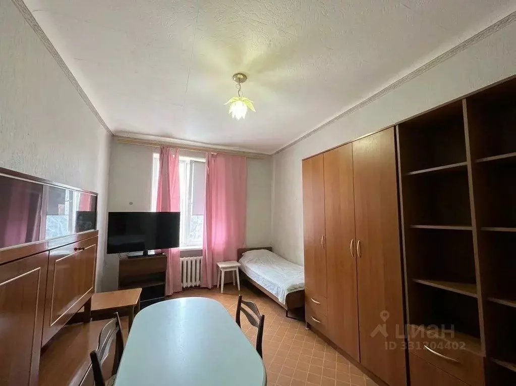 Комната Волгоградская область, Волгоград ул. Дымченко, 8 (16.6 м) - Фото 1
