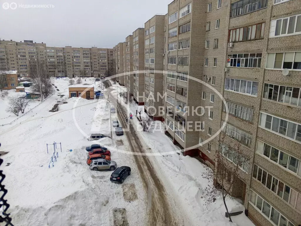 3-комнатная квартира: Глазов, улица Толстого, 44 (78 м) - Фото 0