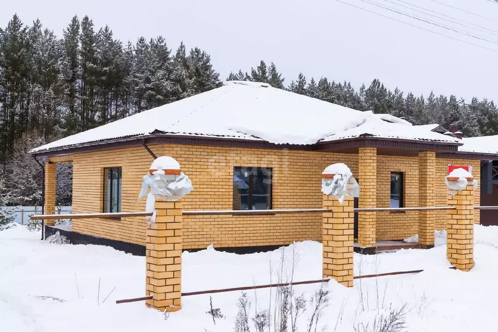 Дом в Удмуртия, Завьяловский район, д. Старое Мартьяново  (150 м) - Фото 0