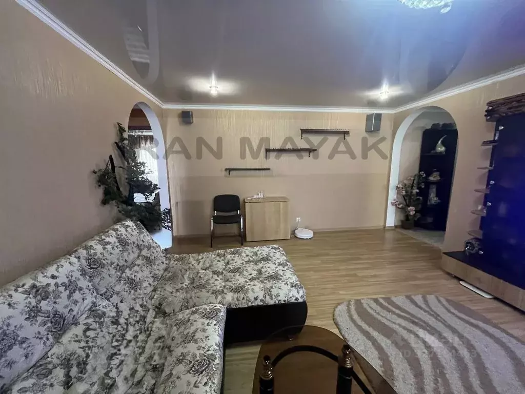 3-к кв. Адыгея, Майкоп ул. Михайлова, 1 (68.8 м) - Фото 2