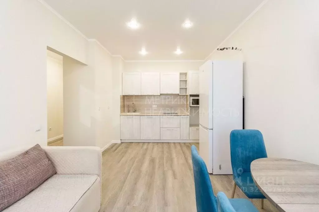 2-к кв. Тюменская область, Тюмень ул. Краснооктябрьская, 8 (61.0 м) - Фото 1