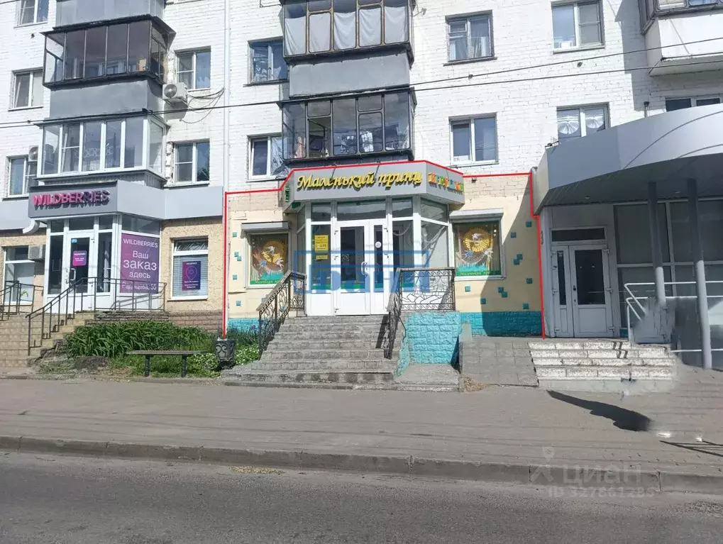 Торговая площадь в Курская область, Курск ул. Радищева, 55 (132 м) - Фото 1