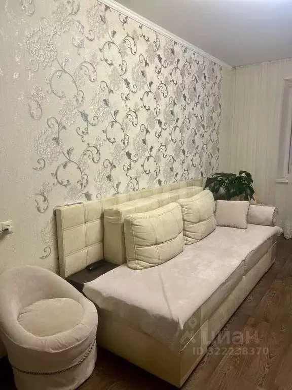 1-к кв. Белгородская область, Старый Оскол ул. Крутикова, 17 (30.0 м) - Фото 2