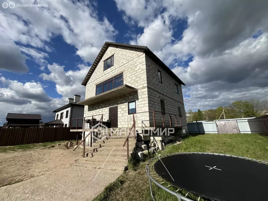 Дом в Кировск, Беляевская улица, 6 (228.4 м) - Фото 0