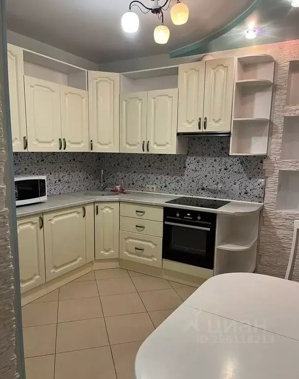 2-к кв. Башкортостан, Уфа ул. Карла Маркса, 60 (55.0 м) - Фото 0