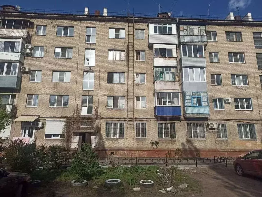 Комната 9,4 м в 6-к., 4/5 эт. - Фото 0