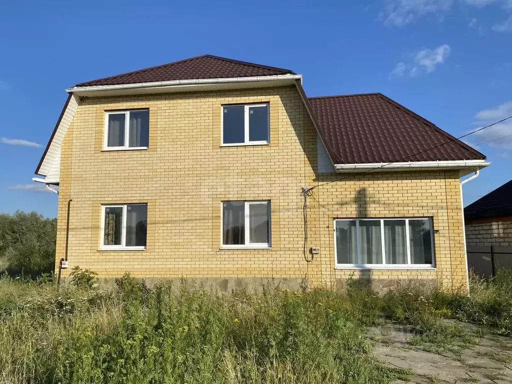 Дом в Белгородская область, Валуйки Гвардейская ул., 114/6 (210 м) - Фото 1