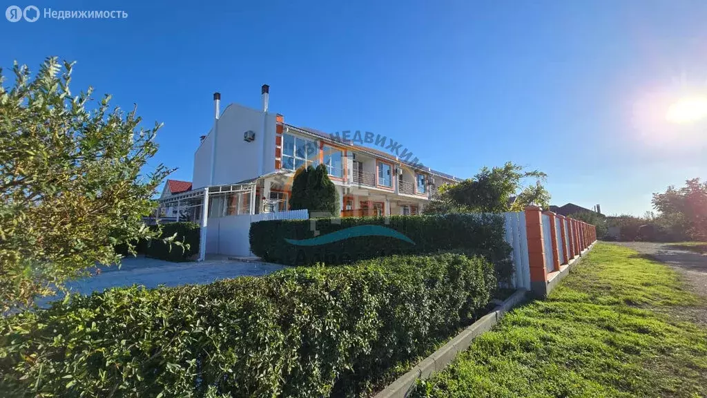 Дом в Витязево, Кубанская улица, 2В (165 м) - Фото 1