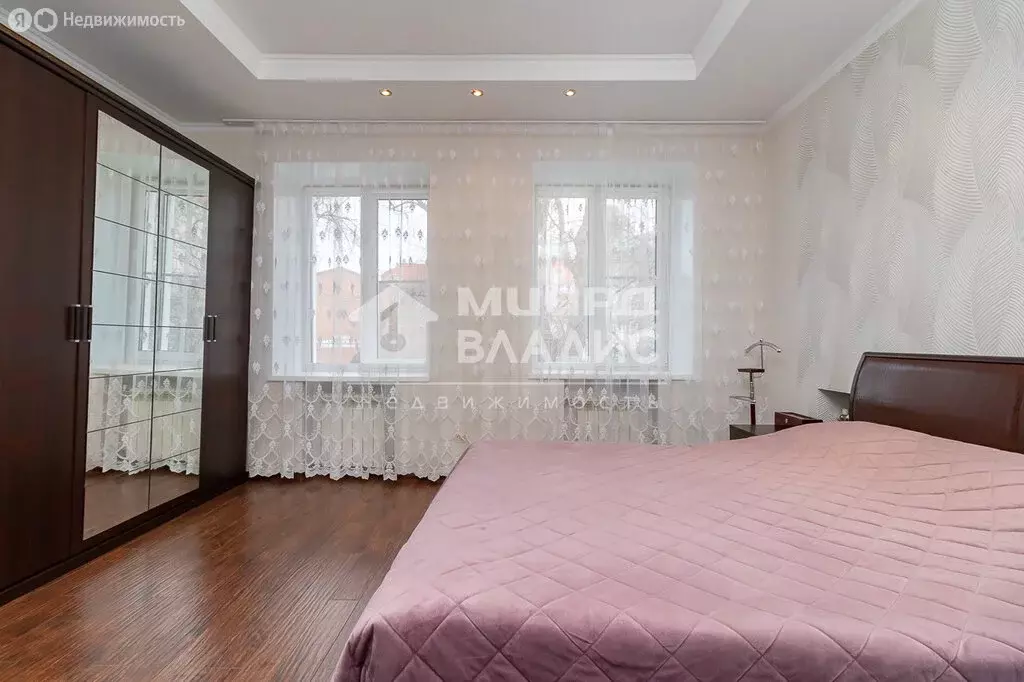 4-комнатная квартира: Омск, улица Гусарова, 13 (97.6 м) - Фото 1