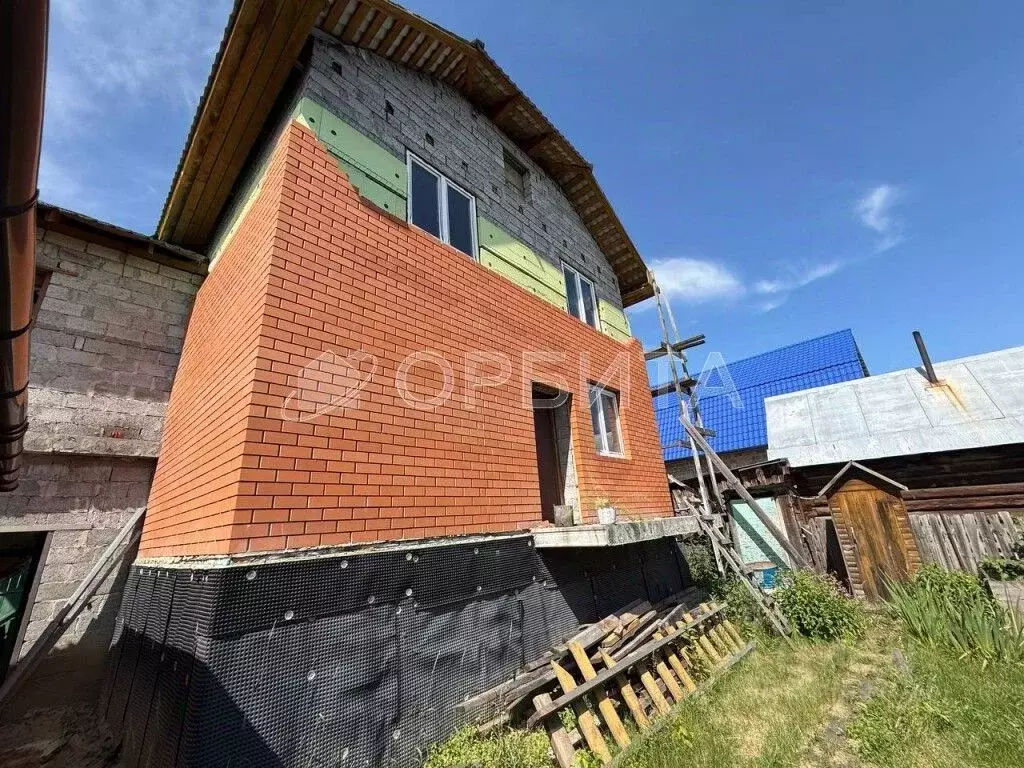 Дом в Тюменская область, Тюмень Физкультурная ул., 57 (210 м) - Фото 1