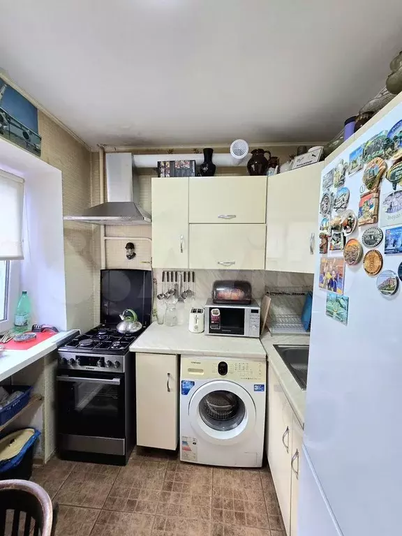 1-к. квартира, 30,7 м, 2/4 эт. - Фото 1