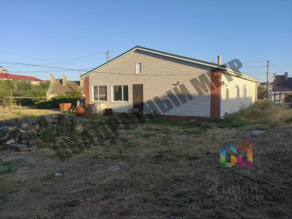 Дом в Калмыкия, Элиста 10-й мкр, 9 (155 м) - Фото 1