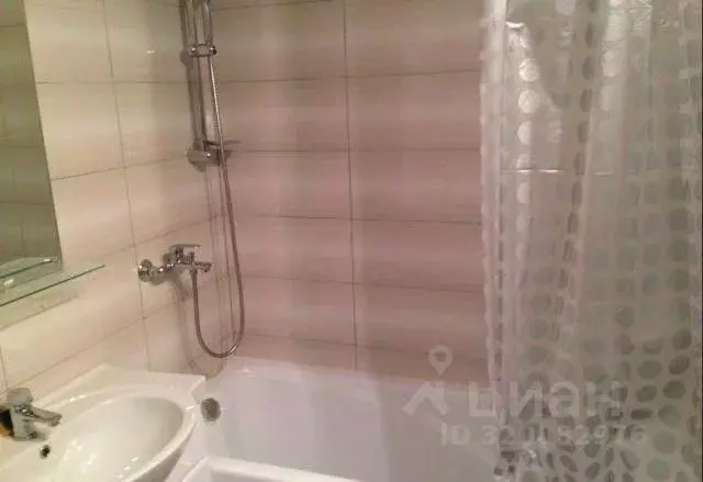 1-к кв. Карелия, Лоухи пгт ул. Шмагрина, 8А (35.0 м) - Фото 1