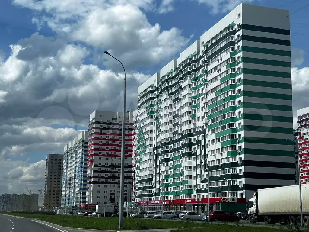 2-к. квартира, 46 м, 13/17 эт. - Фото 1